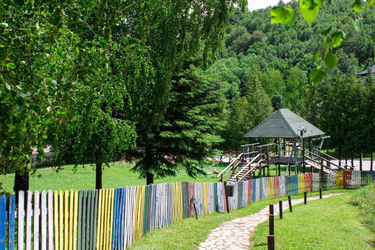 Hotel Junior Kopaonik Exteriör bild