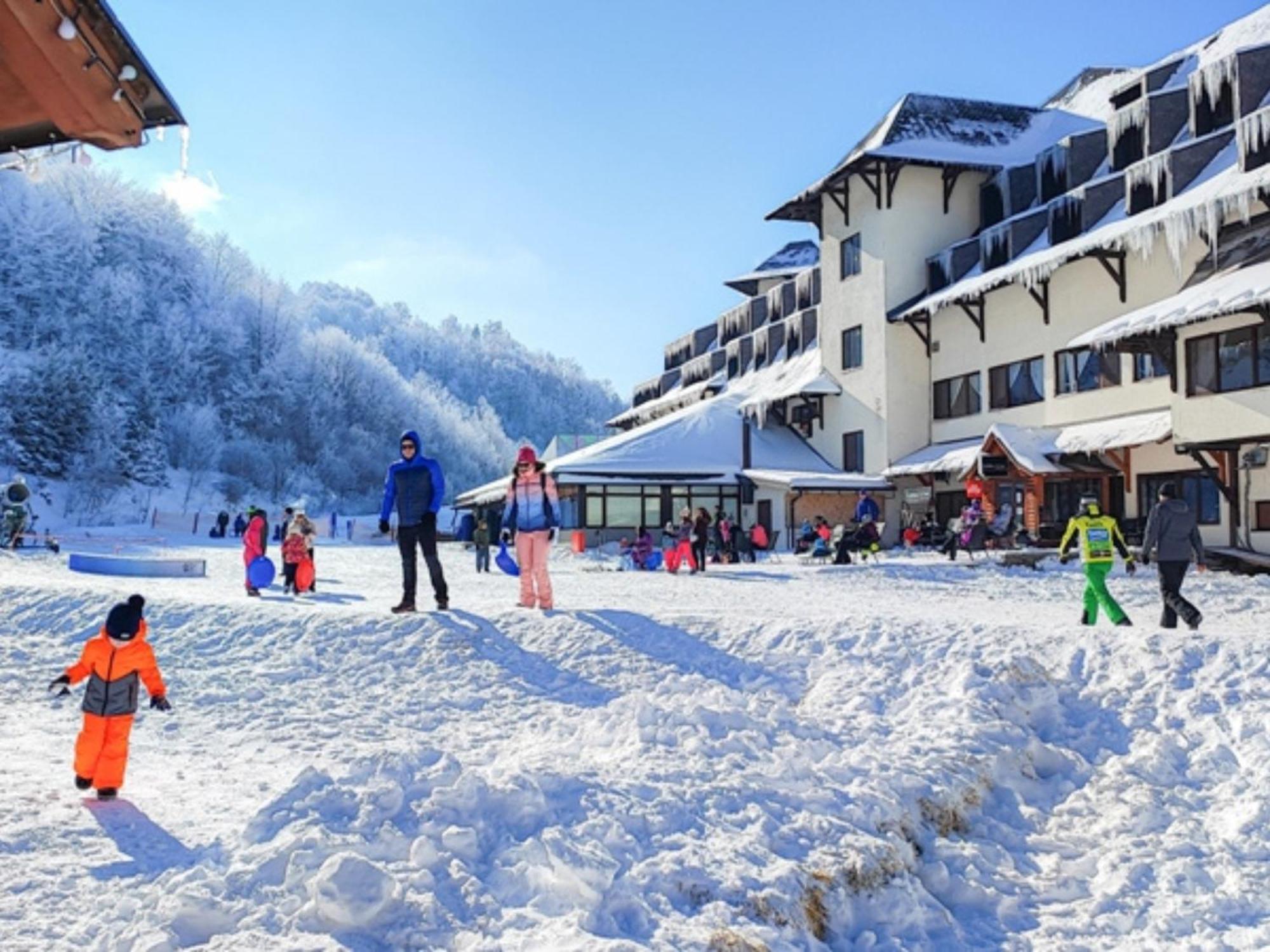 Hotel Junior Kopaonik Exteriör bild